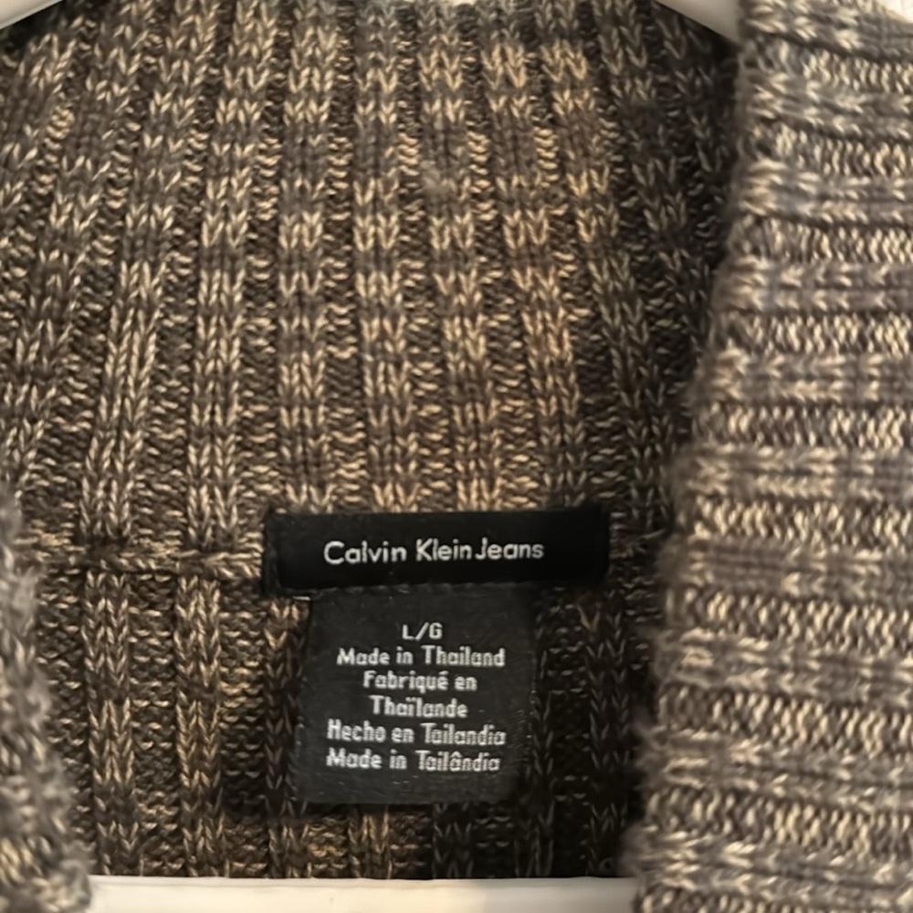 Men’s sweater - Picture 2 of 2
